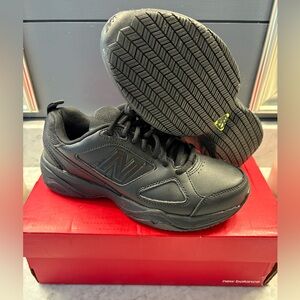 Like New Balance Slip Resistant 626v2 Women 7.5 B Black Training Work Shoes